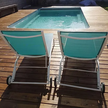 Holiday home Maison Arcachonnaise Avec Piscine Chauffee Pour 10 Personnes