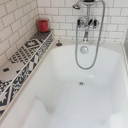 Holiday home Maison Arcachonnaise Avec Piscine Chauffee Pour 10 Personnes Pessac