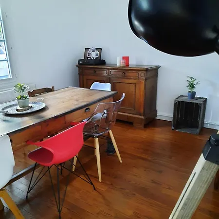 Holiday home Maison Arcachonnaise Avec Piscine Chauffee Pour 10 Personnes Pessac
